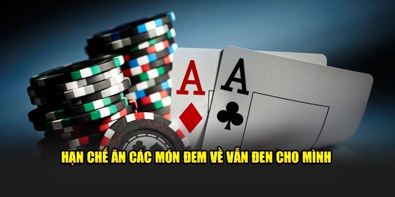 Hạn chế ăn các món đem về vẫn đen cho mình